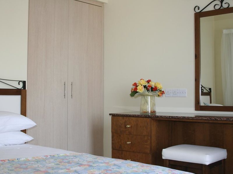 Mackenzie Beach Hotel & Apartments 161990