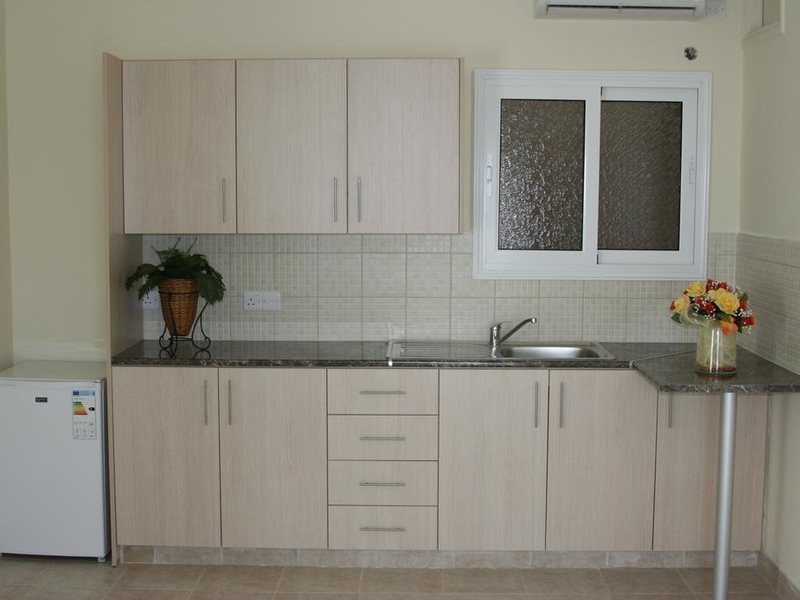 Mackenzie Beach Hotel & Apartments 161991