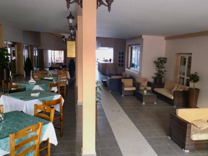 Mackenzie Beach Hotel & Apartments 162006