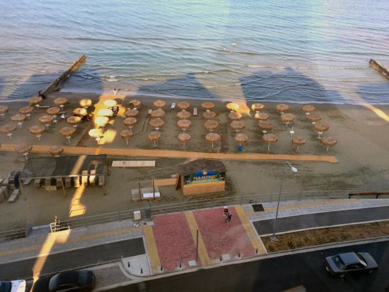 Mackenzie Beach Hotel & Apartments 162009