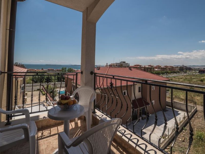 Macon Residence 166220