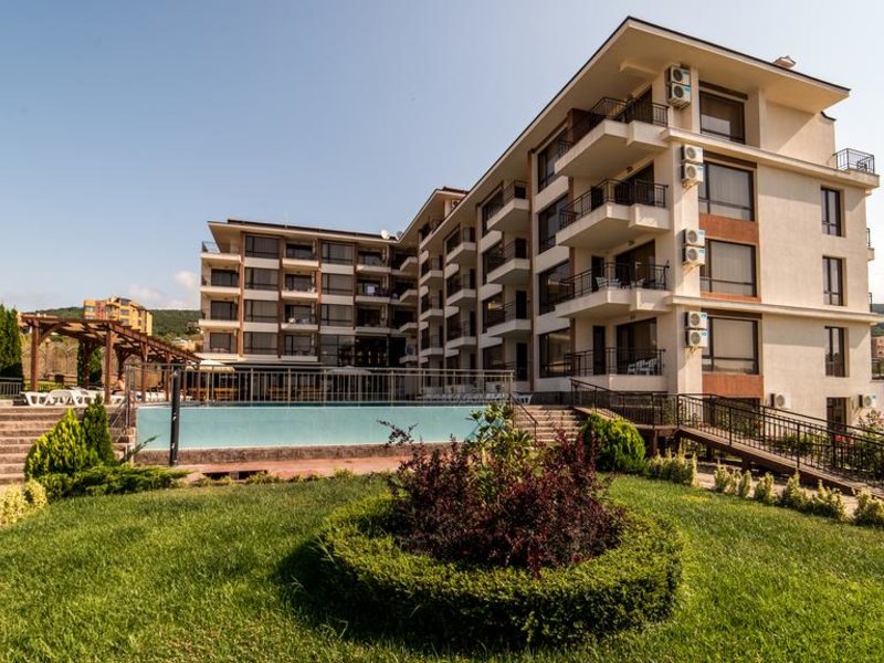 Macon Residence 166230