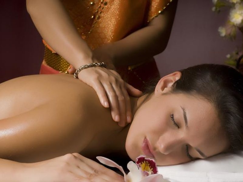 Maestral Resort & Casino  75188