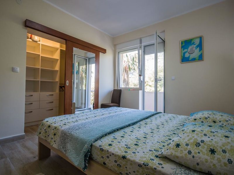 Magnolia Apartments 308276