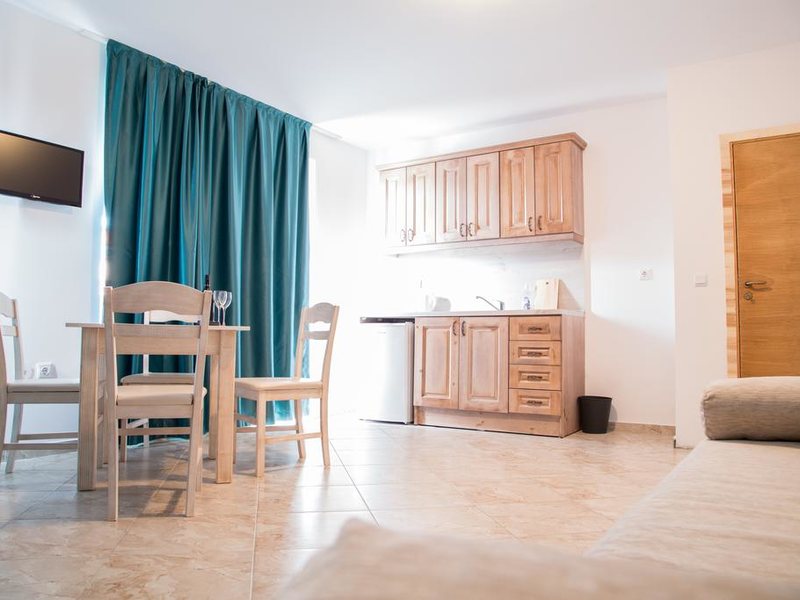 Magnolia Garden 166241