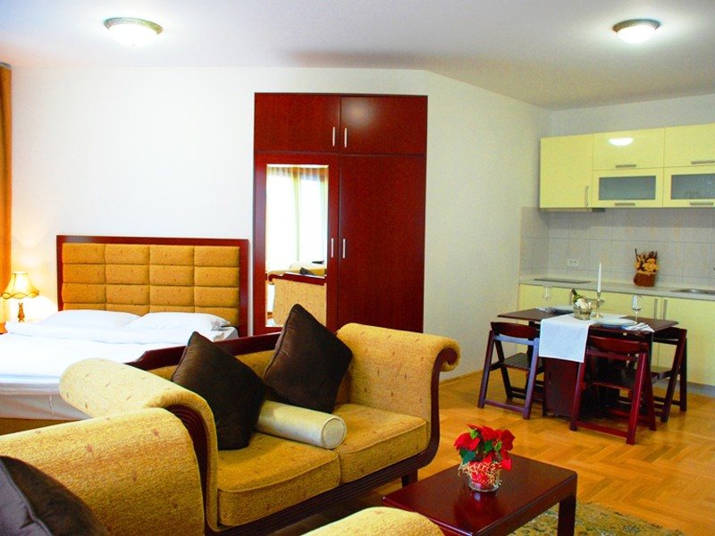 Magnolija Tivat (Hotel Magnolia) 75475