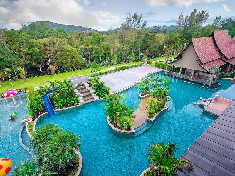 Maikhao Palm Beach Resort 267874