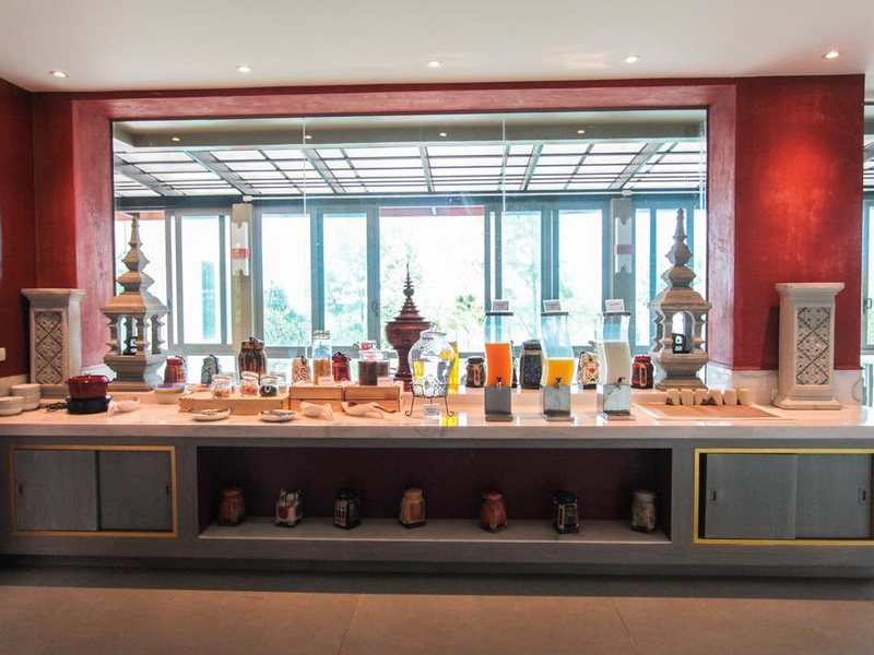 Maikhao Palm Beach Resort 267878