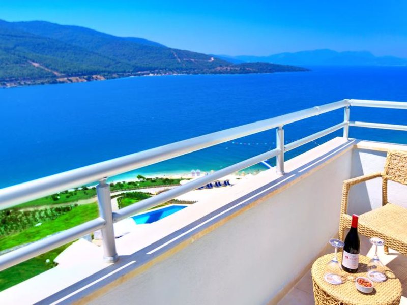 Maira Beach Hotel 303555