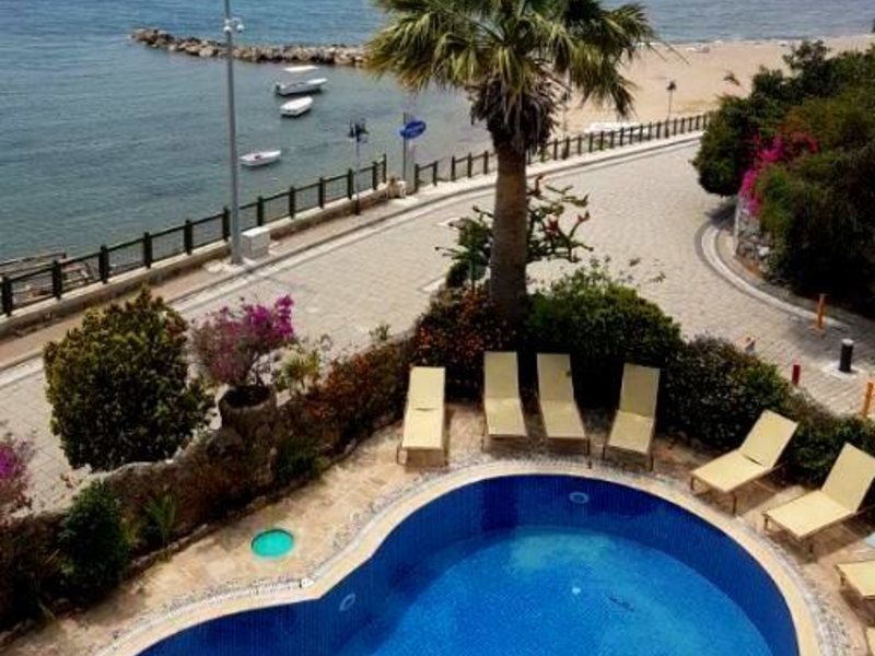 Maira Beach Hotel 303559