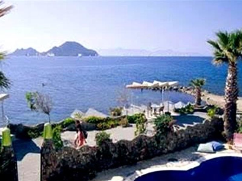 Maira Beach Hotel 303560