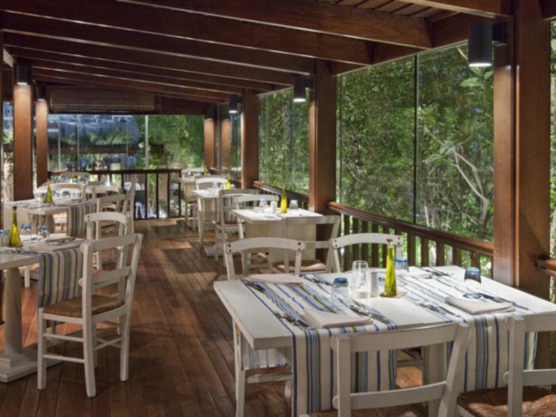 Majestic City Retreat Hotel (ex 48101