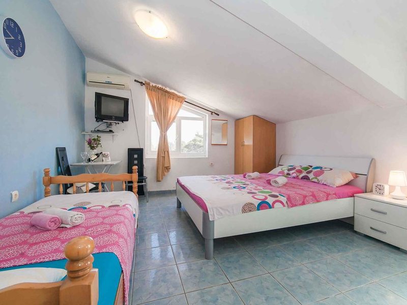 Maki Apartments 308320