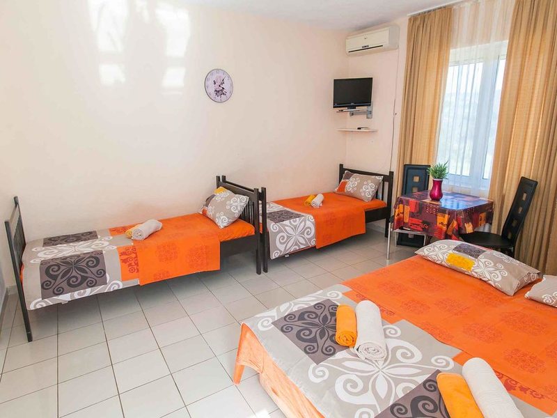 Maki Apartments 308326