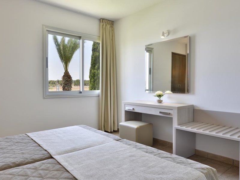 Makronissos Village Club 289779