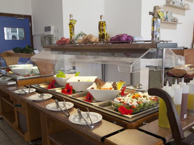 Makronissos Village Club 289795