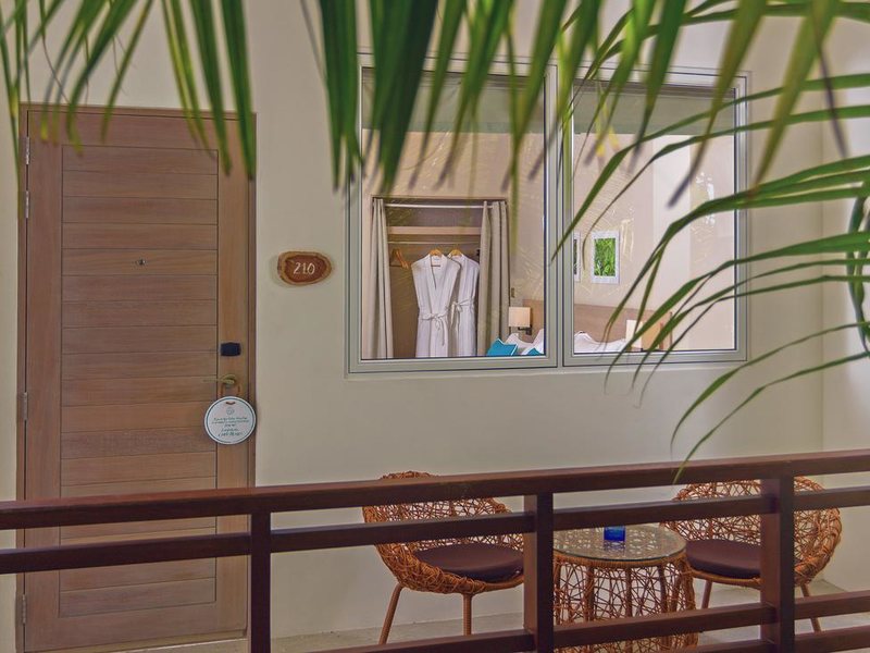 Malahini Kuda Bandos Resort 228177