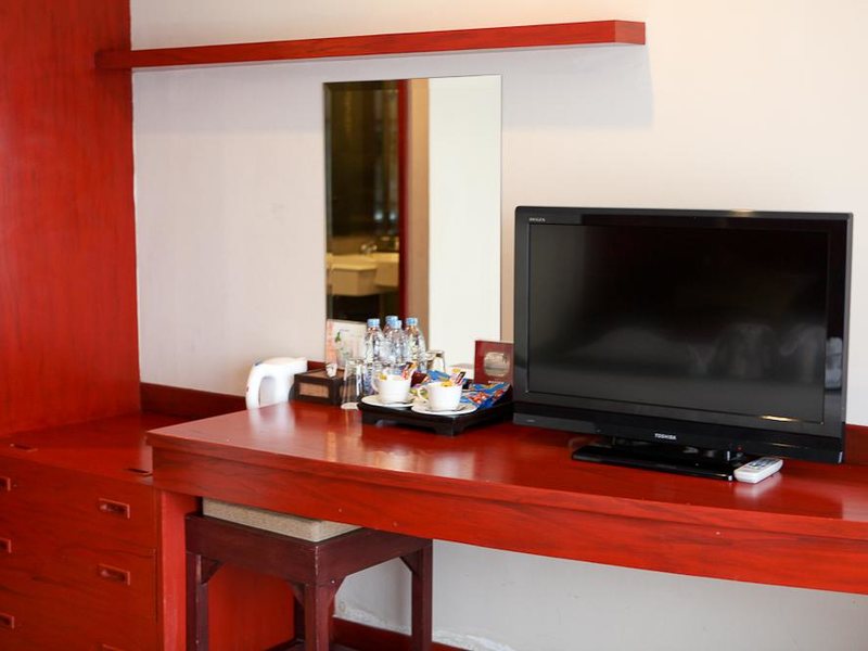 Malin Patong Hotel (ex 206190