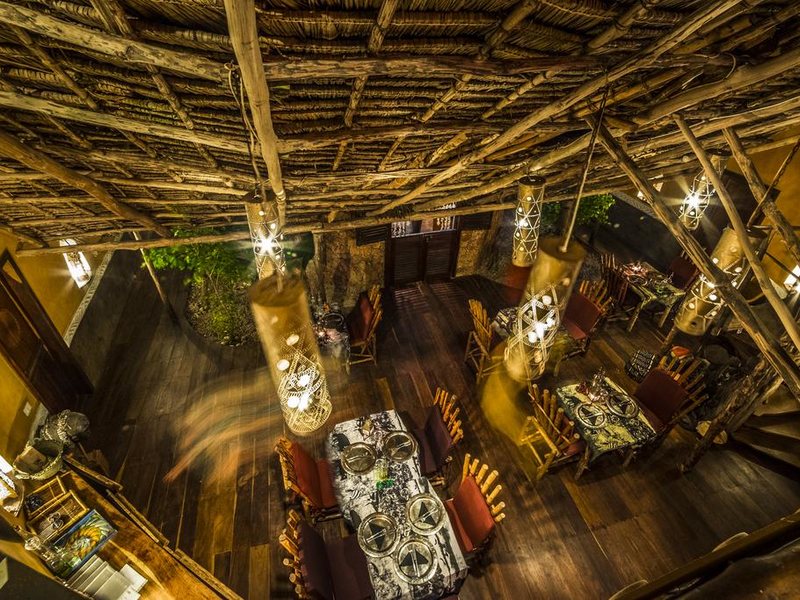 Mamamapambo Boutique Hotel  200607