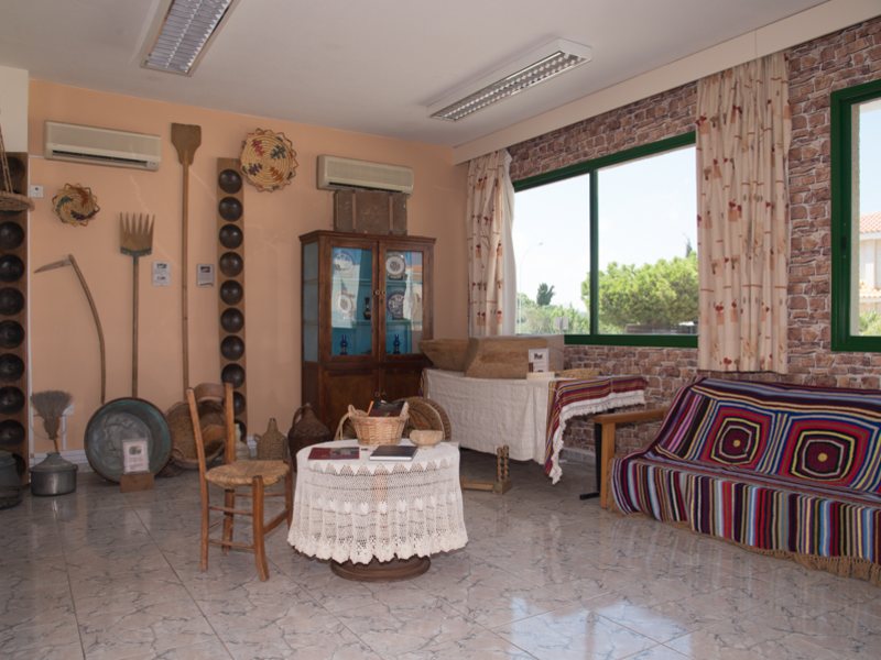 Mandalena Hotel Apts 103551