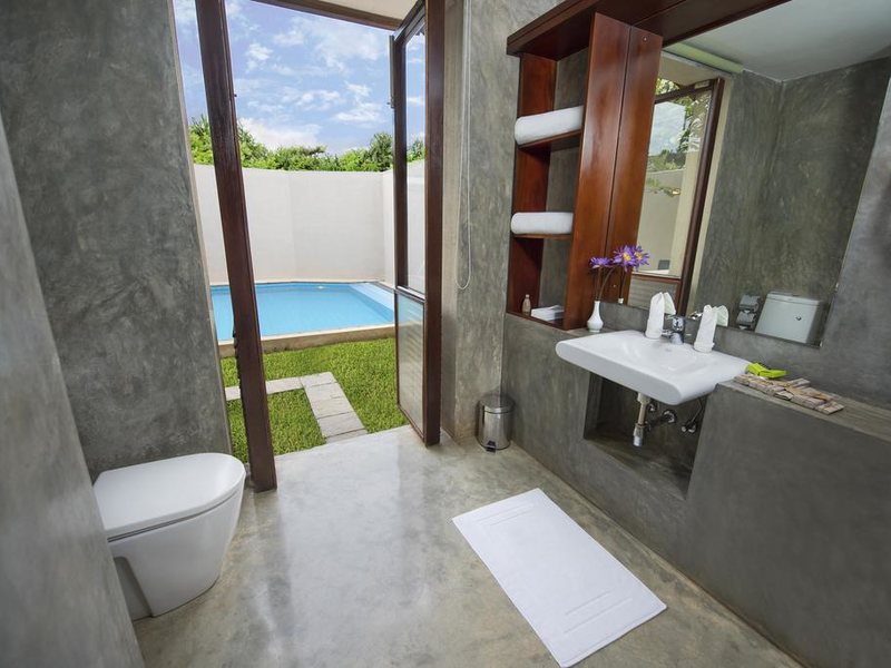 Mandara Resort Mirissa 110320