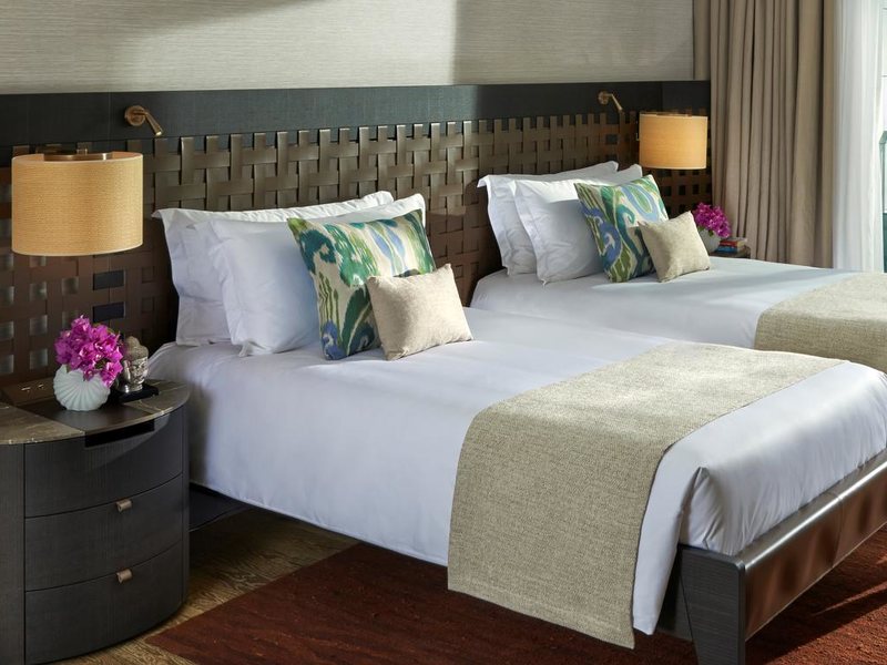 Mandarin Oriental  272282