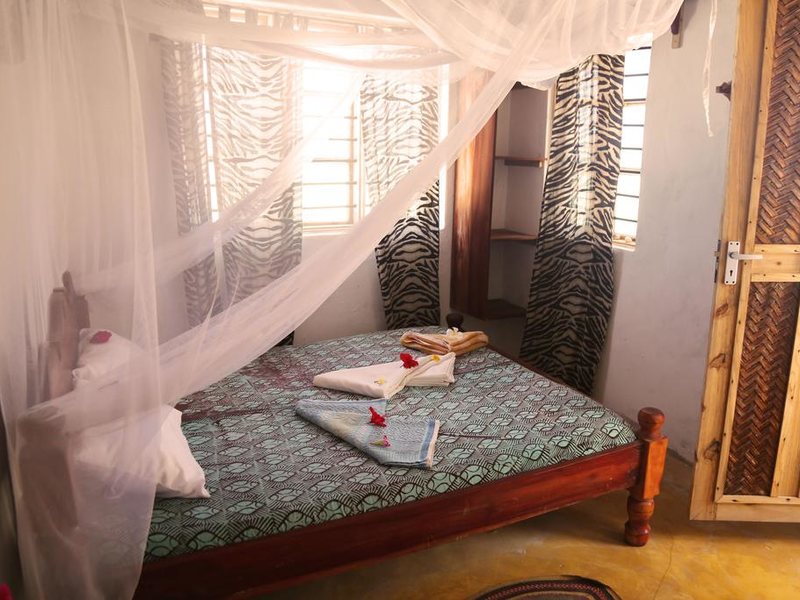 Mango Beach House 322513