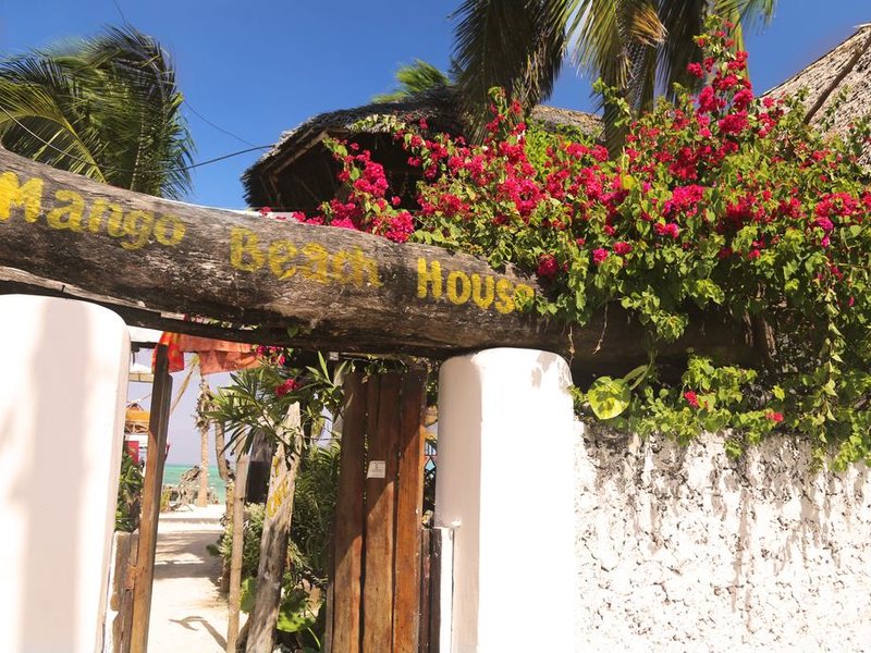 Mango Beach House 322515