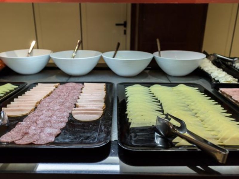 Manousos City Hotel 78075