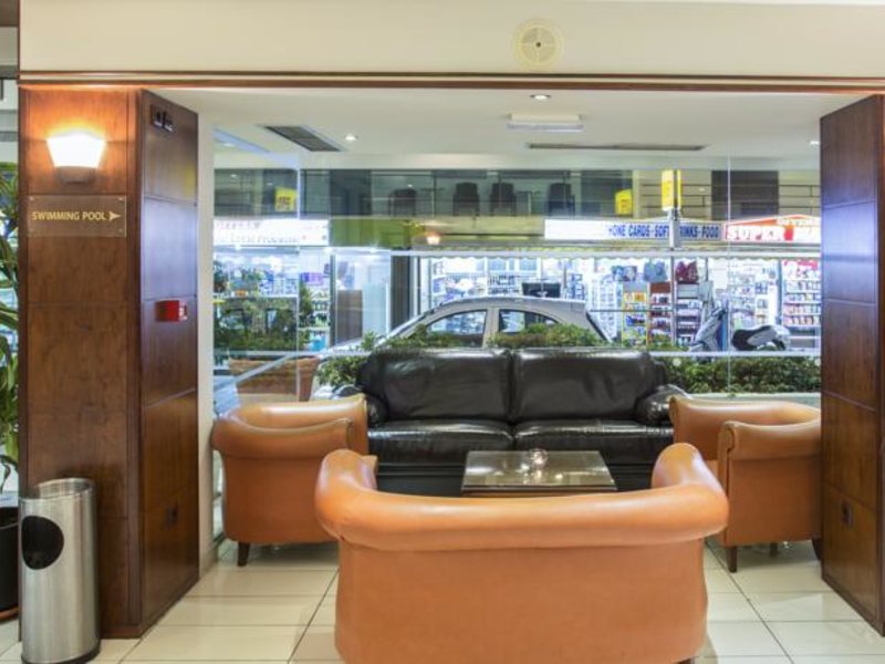 Manousos City Hotel 78089