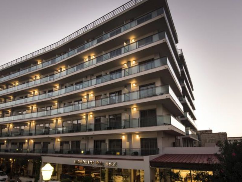 Manousos City Hotel 78095