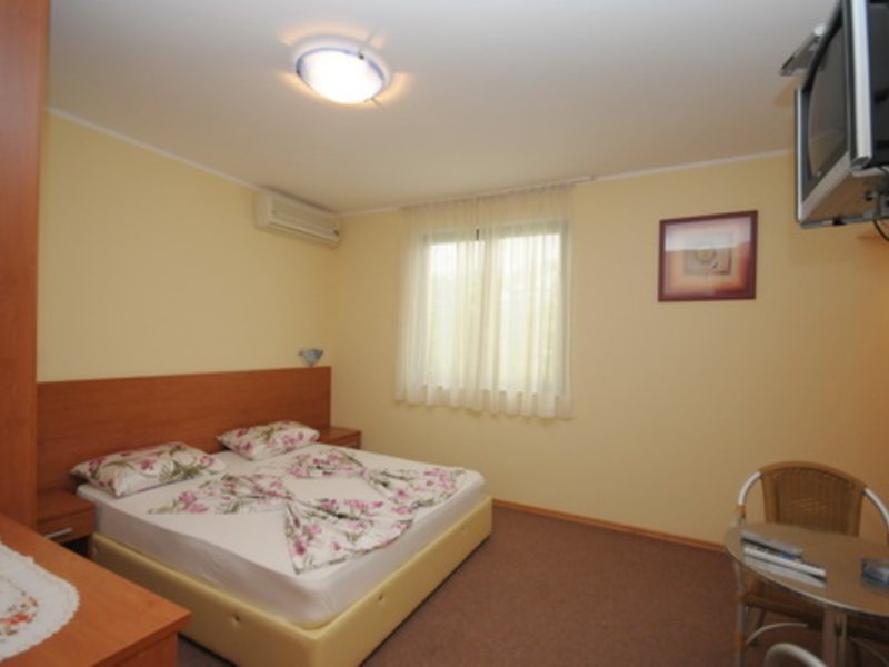 Mara Apartments 307298