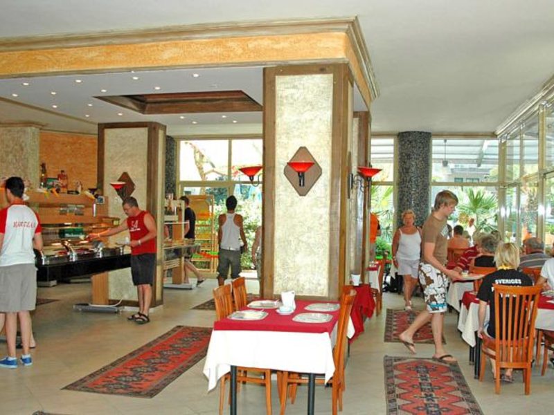 Margarita Suite & Apart Hotel 65711