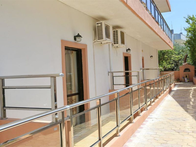 Maria Apartments Analipsi 97832