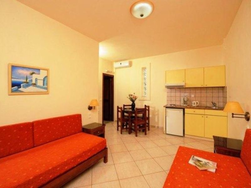 Maria Lambis Apartments 286777