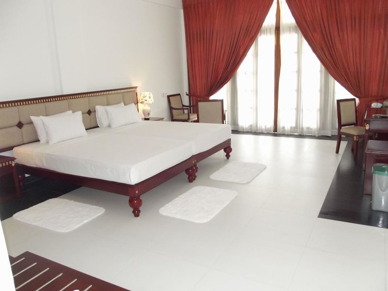 Marina Beach Passikudah 109181