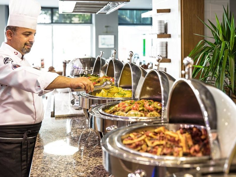 Marina Hotel & Suites Kusadasi 303575