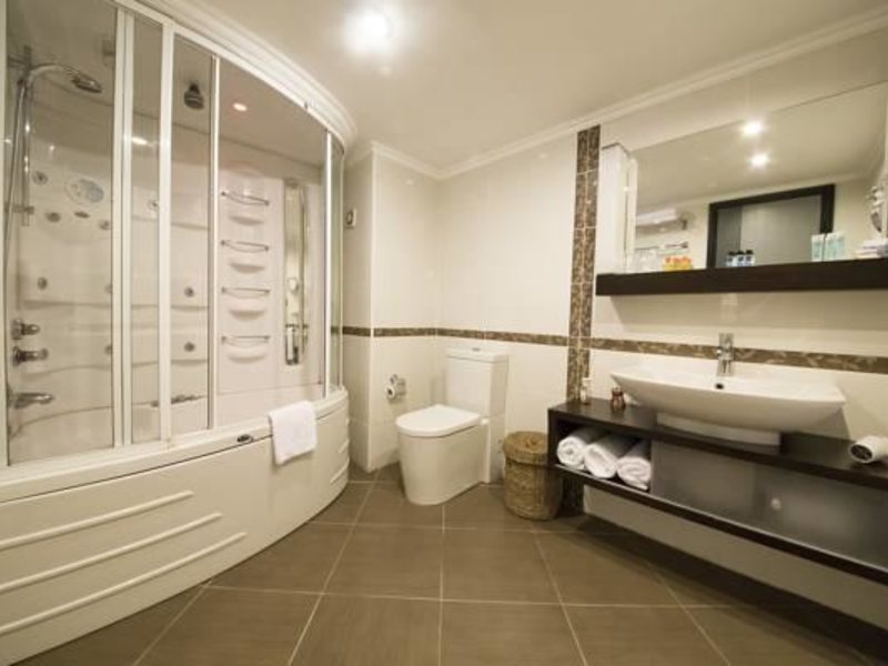 Marina Hotel & Suites Kusadasi 303589