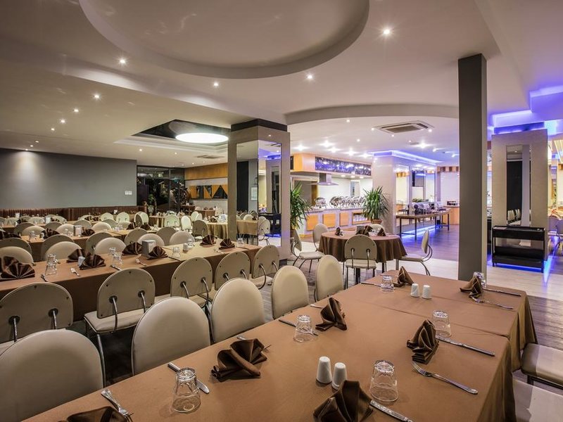 Marina Hotel & Suites Kusadasi 303597