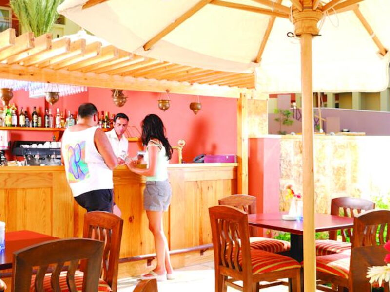 Marina Plaza Resort Tala Bay 120169