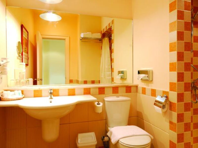 Marina Plaza Resort Tala Bay 120170