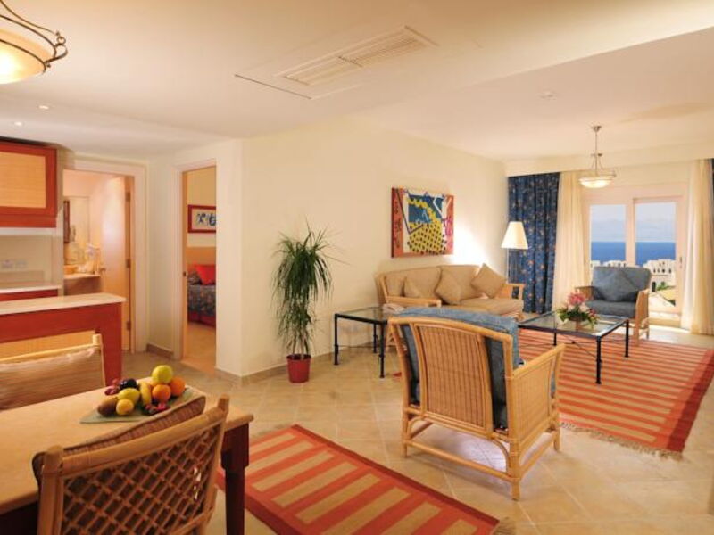 Marina Plaza Resort Tala Bay 120180