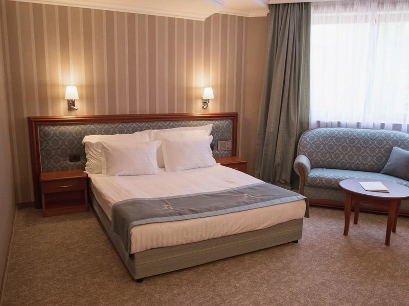 Marina Residence Boutique Hotel  166347