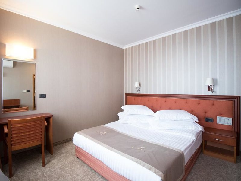 Marina Residence Boutique Hotel  166355