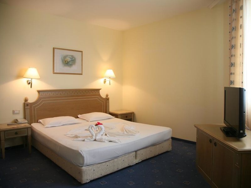 Marina Royal Palace 174630