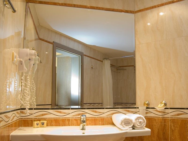 Marina Royal Palace 174640