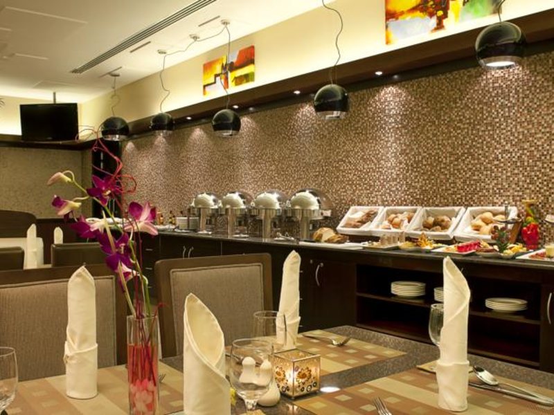 Marina View Deluxe Hotel Apt 54370