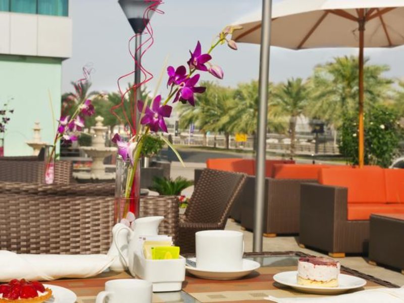 Marina View Deluxe Hotel Apt 54376