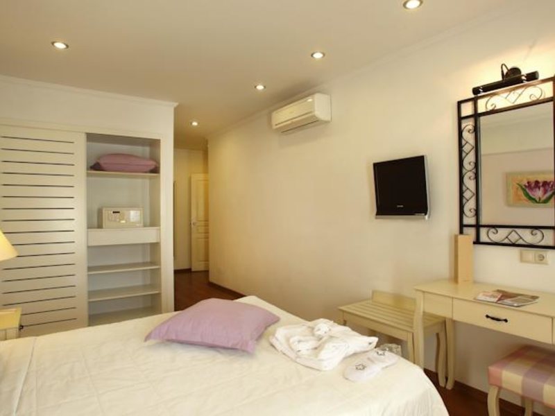 Marina Vista Hotel (ex 94504