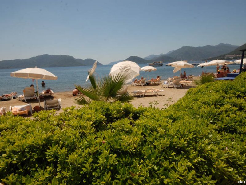 Maritim Hotel Grand Azur  26010